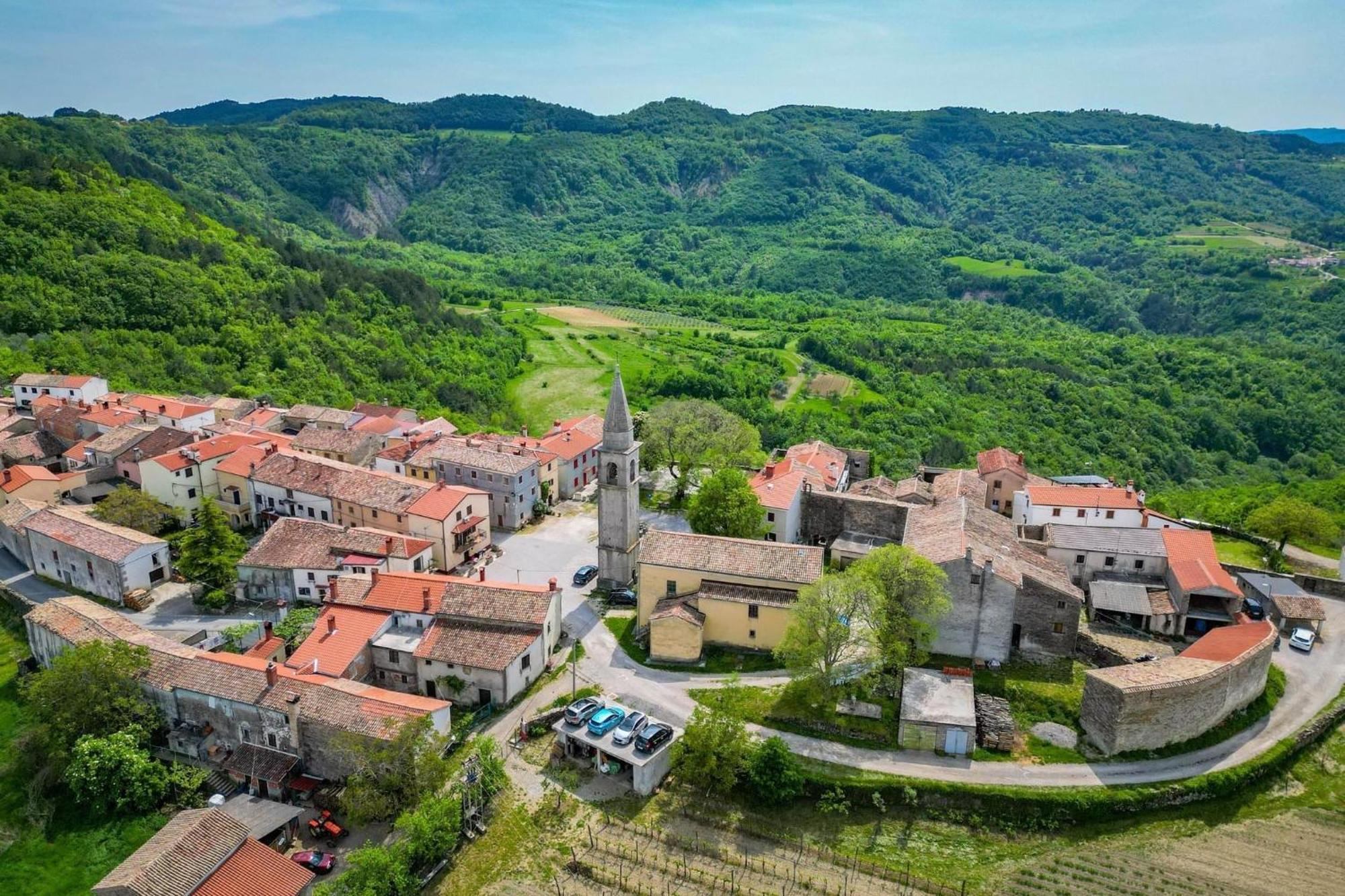 Casa Stella Villa Draguc Bagian luar foto