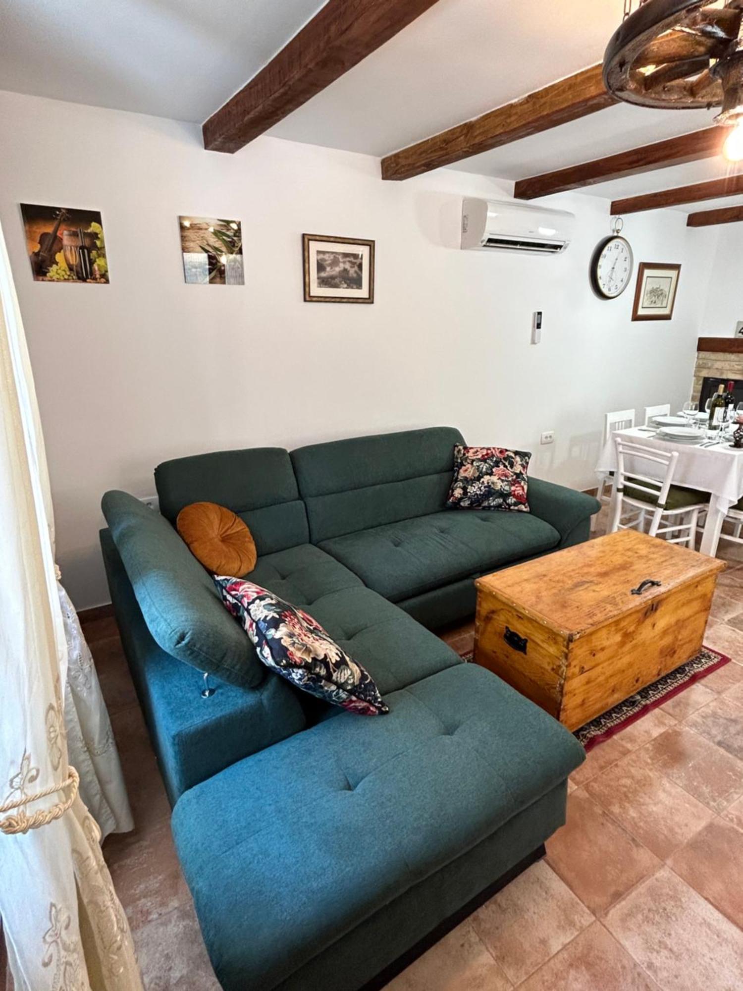 Casa Stella Villa Draguc Bagian luar foto