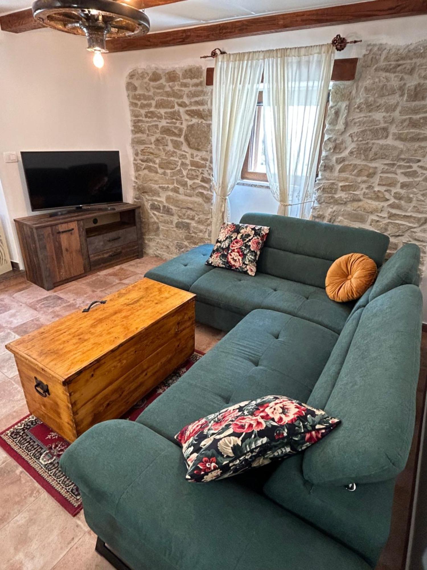 Casa Stella Villa Draguc Bagian luar foto