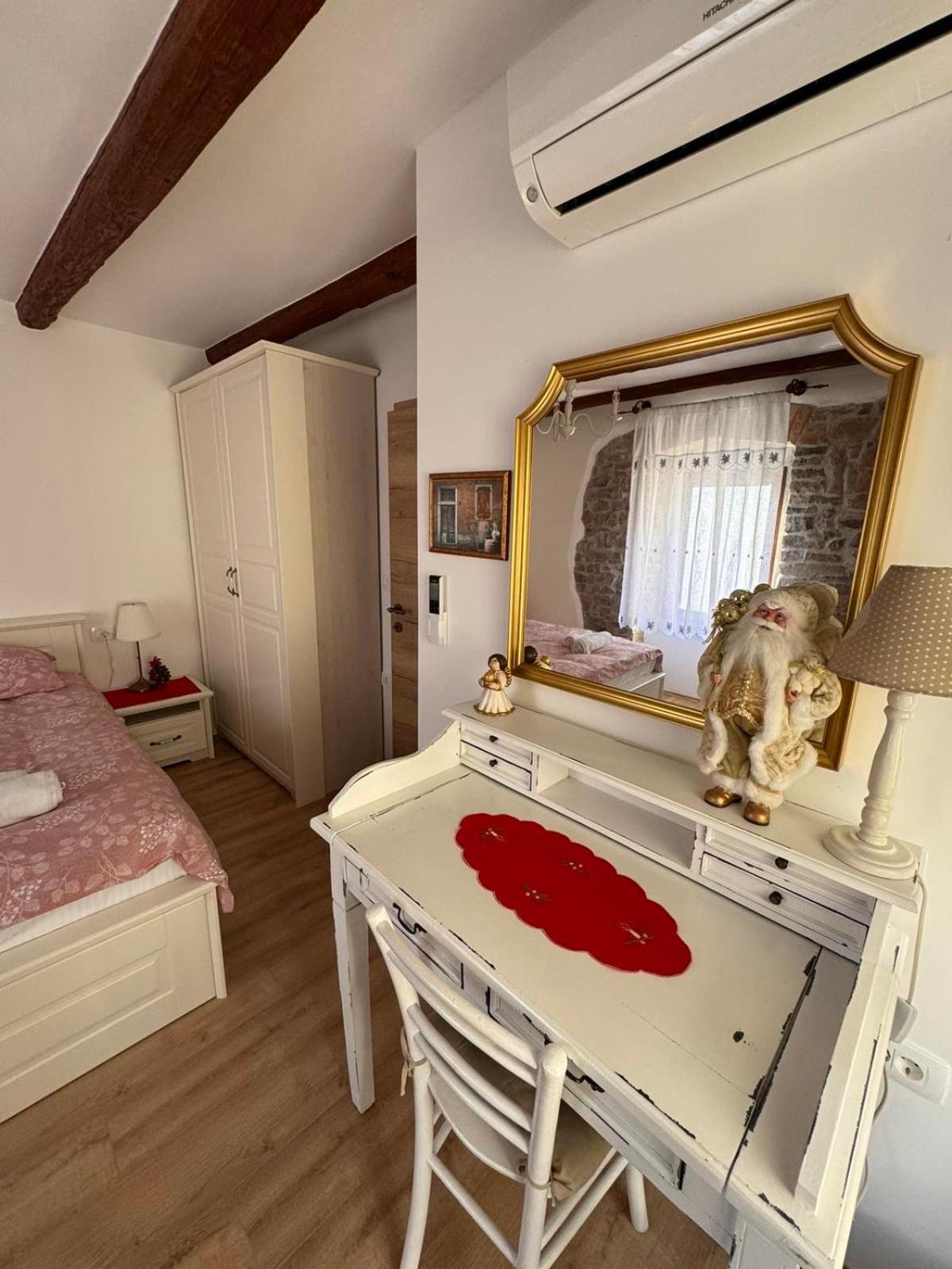 Casa Stella Villa Draguc Bagian luar foto
